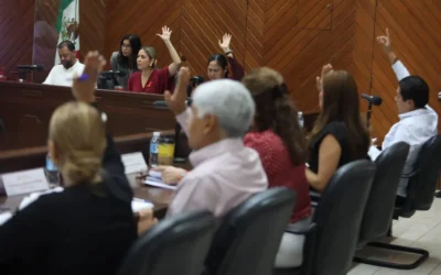 Reconoce la alcaldesa de Mazatlán que la regidora Maribel Chollet es una mujer valiente