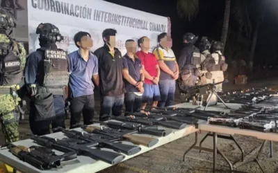 Tras agresión, el Grupo Interinstitucional detiene a 5 civiles, reduce a 1 y asegura armamento, 25 explosivos y vehículos en Culiacán