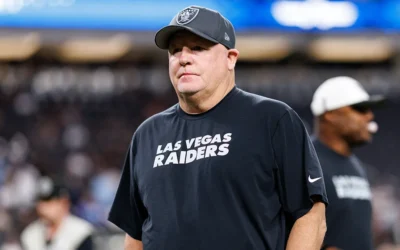 Raiders despiden a Chip Kelly en medio de crisis