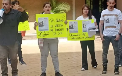 ¡Por desaparecidos! “Queremos que actúen”: clamor de una madre por Abraham Mejía Ríos y Abraham Mejía Carrasco