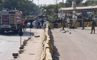 Atentado suicida en Islamabad deja 12 muertos en medio de nueva ola de violencia en Pakistán