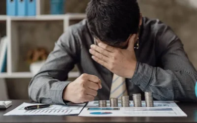 Siete de cada diez jóvenes en México padecen estrés financiero por bajos ingresos y falta de estabilidad laboral