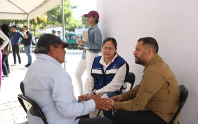 Gobierno de Estrella Palacios realiza última jornada del año de “Contigo Mazatlán” en la colonia Centro.
