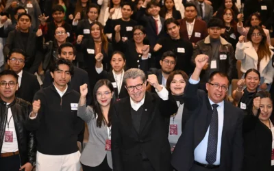 México necesita nuevos liderazgos y jóvenes que estén mejor capacitados y formados políticamente: Ricardo Monreal.