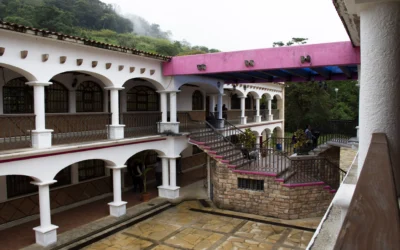 Universidad Intercultural de Chiapas impulsará posgrados en educación para la paz y pensamiento de pueblos originarios