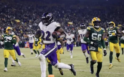 Baltimore mantiene esperanzas de playoffs tras vencer a Green Bay