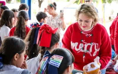 Primer día de caravana navideña de DIF Sinaloa Dra. Eneyda Rocha Ruiz
