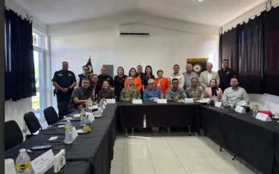 Encabeza Gobernador Rocha Mesa de Construcción de La Paz con alcaldesas y alcaldes del norte de Sinaloa.