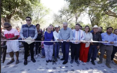 Inaugura Gobernador Rocha Moya más vialidades en el municipio de Badiraguato.