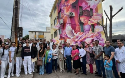 Mural por la paz ilumina zona marcada por la violencia en Culiacán