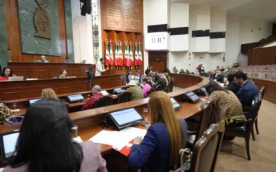 Garantiza Rocha Moya distribución equitativa de crédito para obras y analiza futuro de la CEAIP