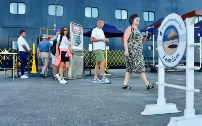 Zaandam arriba a Topolobampo y fortalece la presencia internacional de Ahome como destino turístico