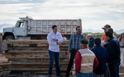 Juan de Dios Gámez supervisa construcción de la Planta Potabilizadora El Salado; estará lista a finales de enero.
