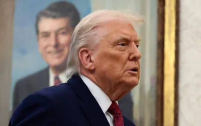 Trump demanda a la BBC por 10 mil millones de dólares por difamación