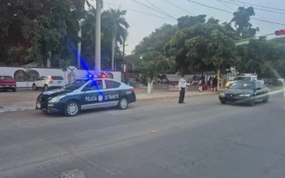 Guasave evalúa capacitar a policías para mejorar el trato ciudadano ante el aumento de tráfico en diciembre.