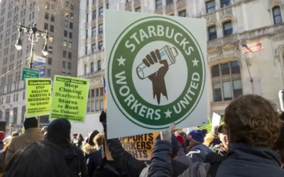 Starbucks pagará 35.5 mdd a empleados de Nueva York por violar ley laboral