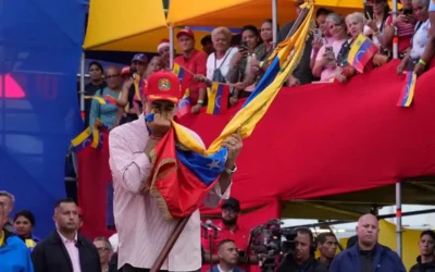 Maduro afirma que no lo sacarán del poder ante crecientes amenazas de Trump