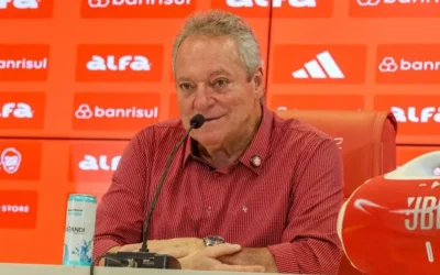 Abel Braga inicia etapa con polémica que estalla en Brasil