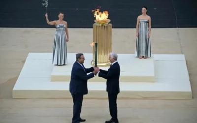 Italia recibe la llama olímpica de los juegos de invierno y se alista para un relevo histórico rumbo a Milán-Cortina 2026