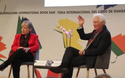 Richard Gere habla de su proyecto ecológico en la FIL Guadalajara junto a Alicia Bárcena; llama a la compasión y al compromiso social
