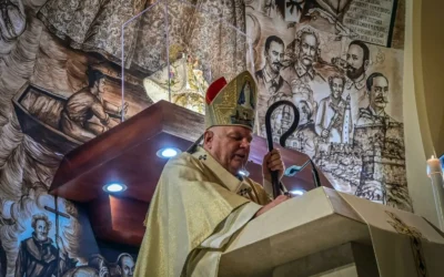 Arzobispo de Miami pide a Trump una tregua en las deportaciones de migrantes por Navidad