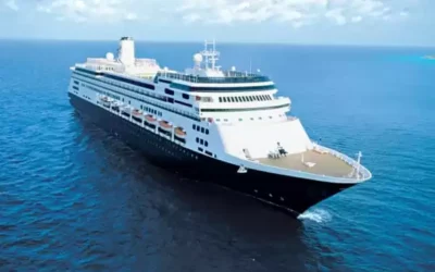 Topolobampo recibe al crucero Zaandam con más de mil 200 pasajeros