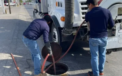 JUMAPAM repara fuga de agua en el Fraccionamiento El Dorado