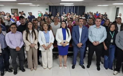 La UAS, a través de la Unidad de Bienestar Universitario, y el IMSS capacitan a personal de Odontología para el manejo seguro de residuos biológico-infecciosos.