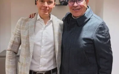 Se reúnen el diputado Ricardo Monreal y el senador Manuel Velasco para revisar la agenda legislativa para el próximo periodo ordinario de sesiones.