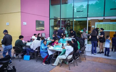 Familias en el Hospital Pediátrico reciben el primer ALAJIBUA del año por parte del DIF Bienestar Culiacán.