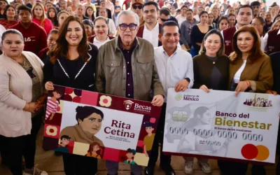 Inicia Gobernador Rocha Moya entrega de la Beca Rita Cetina en Navolato.