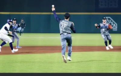 Algodoneros gana el segundo de la sería de visita contra Jaguares y regresa la seria a Guasave .