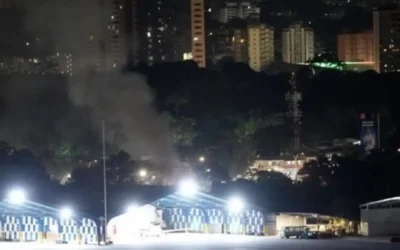 Venezuela denuncia ataque de EU y convoca a todo el pueblo a la lucha armada.