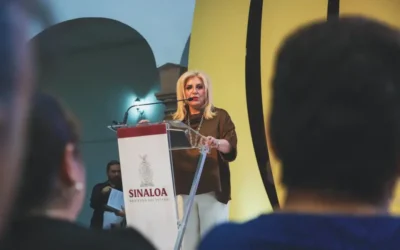 Gobernador Rocha Moya anuncia relevo en la Secretaría de Transparencia