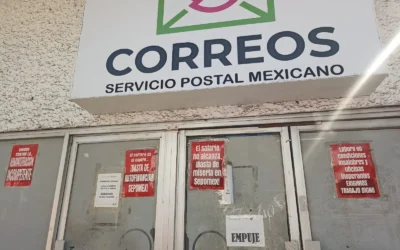 Trabajadores de Correos de México laboran bajo protesta por bajos salarios y malas condiciones