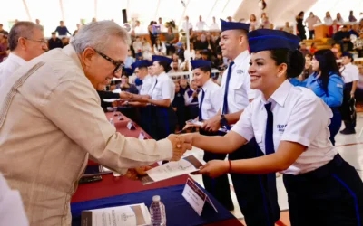 La labor del policía es tarea importante para la sociedad, afirma Gobernador Rocha; durante graduación de cadetes de la UNIPOL.