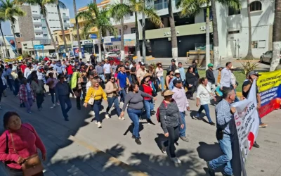 Se manifiestan acuacultores en Mazatlán; piden freno a entrada ilegal de camarón
