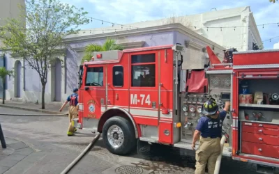 Cierran calles en Mazatlán tras fuga de gas de un tanque estacionario de mil litros.