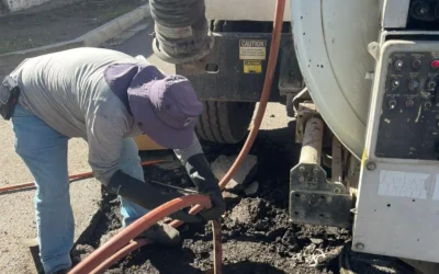Desazolva JUMAPAM más de 500 metros lineales de tubería sanitaria durante el fin de semana.