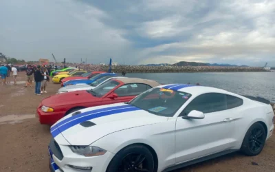 Mazatlán recibe a cientos de exponentes y amantes de vehículos Mustang de todo el país.