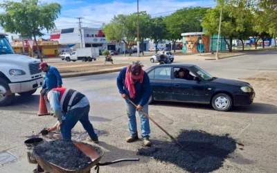 Avanza Programa Permanente de Bacheo en distintos puntos de la ciudad.