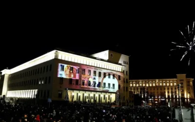 Tras 146 años, el país más pobre de la Unión Europea abandona su moneda y adopta el Euro