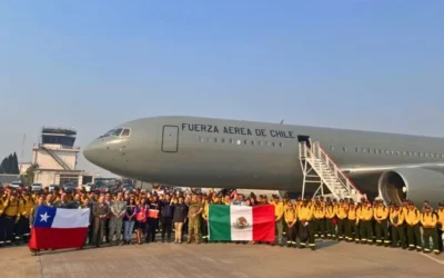 Arriba a Chile brigada mexicana de 145 bomberos forestales a combatir incendios