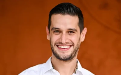 Adrián Marcelo vuelve a casa de sus papás y aviva rumores de divorcio