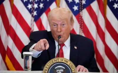 Trump amaga con aranceles a países que no respalden su plan para Groenlandia