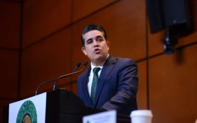 Quien contrata con el Estado debe hacerlo bajo reglas claras, comprobables y auditables: Ricardo Madrid.