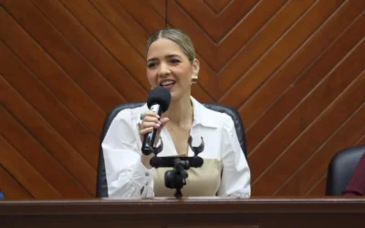 Estrella Palacios dialoga con transportistas para mejorar la movilidad y fortalecer el sector.