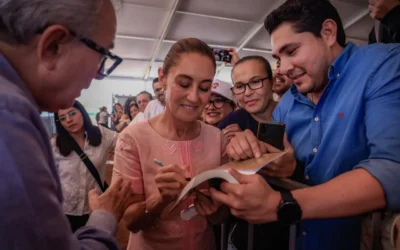 En Culiacán , Sinaloa, presidenta Claudia Sheinbaum da banderazo de salida a la construcción del hospital regional de especialidades del IMSS en beneficio de 762 mil 155 derechohabientes .