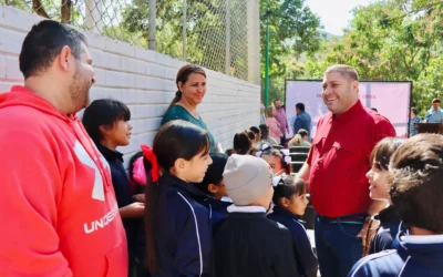 “2026 viene cargado de compromisos para todas las comunidades de Badiraguato y se van a cumplir”; José Paz López entrega obra y alumbrado público en Ojo de Agua
