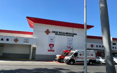 Cruz Roja Sinaloa enfrenta déficit de 25 ambulancias y analiza reapertura de base en Culiacán